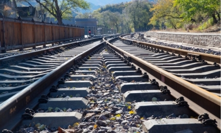 改性尼龍PA6和PA66在高速鐵路、機(jī)車(chē)工業(yè)中的應(yīng)用